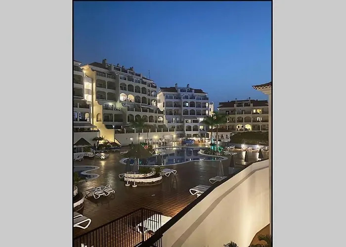 Dinastia De La Reina 아파트 아로나